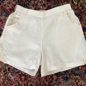 Linen shorts size 8 color ecru by Wrap London